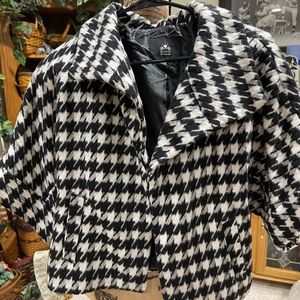 Bizz Houndstooth Coat